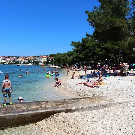 Apartament Lalea *