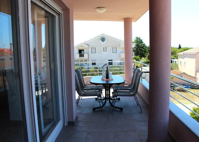 Lalea * Ζαντάρ